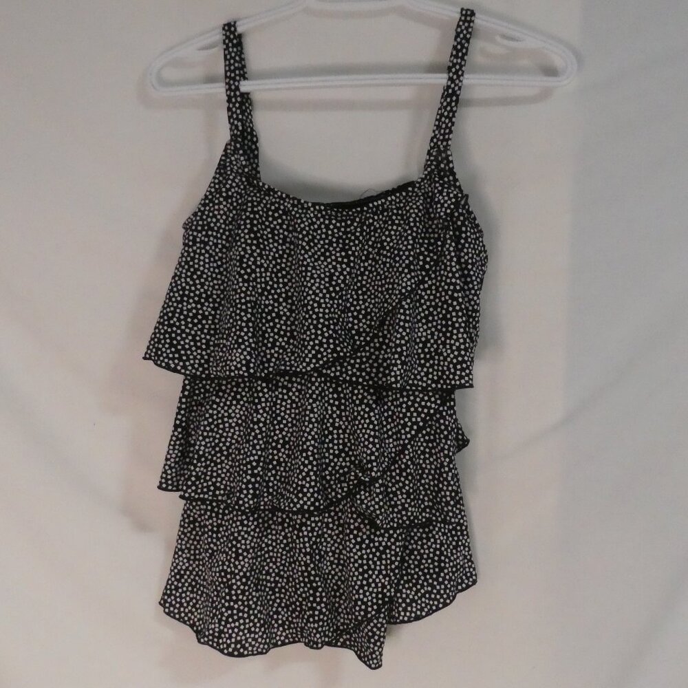 SIMON CHANG | 8/28 | Black and White Spaghetti Strap Swim Wear Top